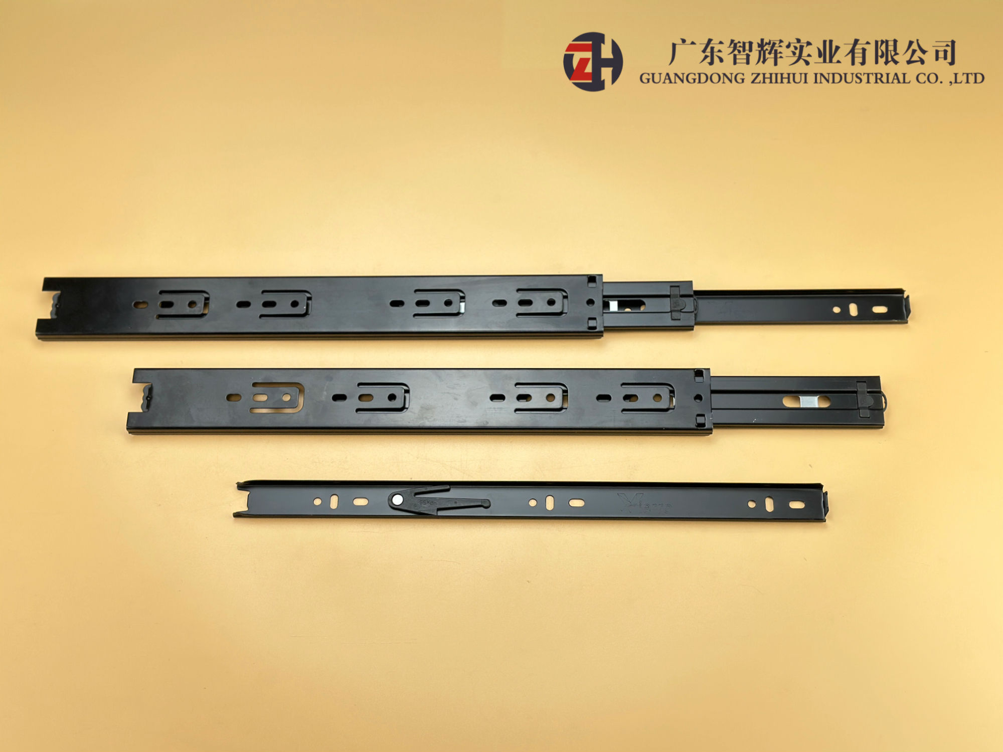 ff9b4909b574a80d0e4c0ae878bd6de.jpg